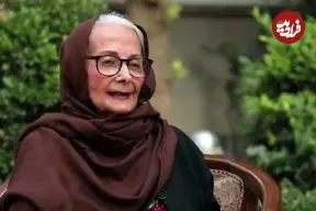 عکس| سفر در زمان؛ «کتایون امیرابراهیمی» با چادر مشکی در 22 سالگی؛ سال 1350