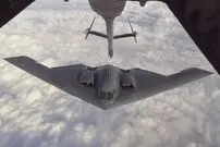 بمب افکن B-2 چند بمب حمل می‌کند و سرعت آن چقدر است؟