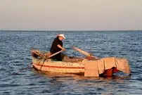 (ویدئو) سرپیچی زنان تونسی از مردان برای ماهیگیری؛ تونس زنان ماهیگیر را قبول ندارد