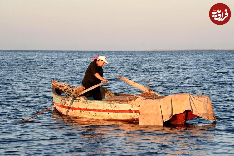 (ویدئو) سرپیچی زنان تونسی از مردان برای ماهیگیری؛ تونس زنان ماهیگیر را قبول ندارد