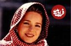 عکس؛ سفر به تاریخ؛ «ملکه نورالحسین» در کنار فرزندانش در ساحل دریا؛ سال 1366