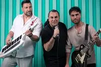 ببینید؛ لحظه ورود «سون بند» با ماشین خاص به فضای باز برج میلاد برای اجرای کنسرت!⁩