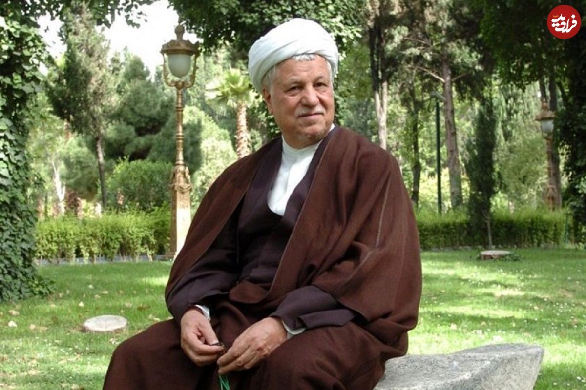 عکس؛ سفر در زمان؛ «آیت الله موحدی کرمانی در کنار هاشمی رفسنجانی»؛ اواخر دهه 50
