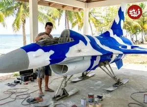 ببینید| فرآیند ساخت یک قایق موتوری به شکل جنگنده سوخو 35 در چین