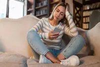 تفاوت‌های خواندن روی صفحه نمایش با کاغذ چیست؟ محققان پاسخ می‌دهند 