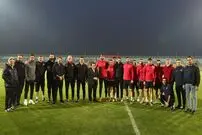  (عکس) خواننده مشهور مهمان تمرین امروز پرسپولیس