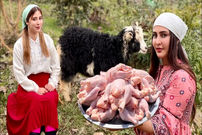 ببینید؛ غذای روستایی در گیلان؛ پخت کیک مرغ توسط دو بانوی روستایی در کوهستان