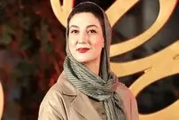عکس| سفر زمان؛ تیپ و چهرۀ «حدیث میرامینی و علی شادمان» در پشت صحنه یک تئاتر