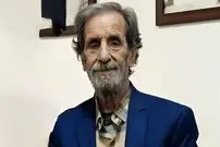 عکس| سفر زمان؛ تیپ و چهرۀ «محمود بصیری» در حال تارنوازی؛ 31 سال قبل