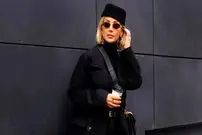 تصاویر؛ استایل تمام‌مشکی مینا مختاری در یک استریت‌استایل شیک شهری 