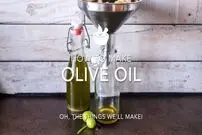 (ویدئو) یک روش ساده و سریع برای گرفتن روغن زیتون از زیتون خام در خانه