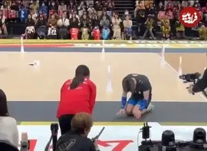 ببینید| عذرخواهی جالب ستاره والیبال ژاپن پس از برخورد توپ به مربی حریف