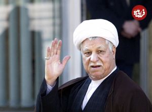 عکس؛ سفر در زمان؛ «هاشمی رفسنجانی در کنار امام خمینی»؛ بهمن سال 1357