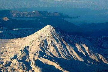 (عکس) اتفاق عجیب، قله دماوند کلاه به سر شد
