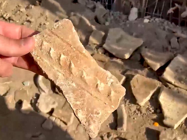(ویدئو) گذر «کمر زرین» نشانه‌های تاریخی اصفهان را تخریب کرد