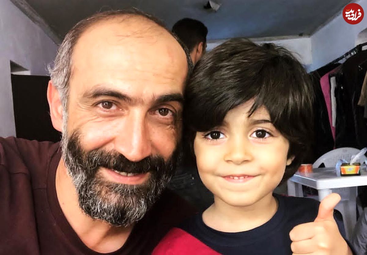 عکس| سفر در زمان؛ کاوه سریال زیرخاکی در جشن تولد پدرش در ۱۰ سالگی؛ سال ۱۴۰۲