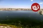 تصاویر| گَواب خوسف؛ دریاچه‌ای زمرّدین در حصار تاریخ و سکوت کویر ایران