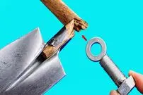 ببینید| یک ایده خلاقانه ای برای تعمیر دسته شکسته بیل
