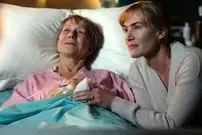 نقد و بررسی فیلم «خداحافظ ژوئن» با بازی و کارگردانی «کیت وینسلت»