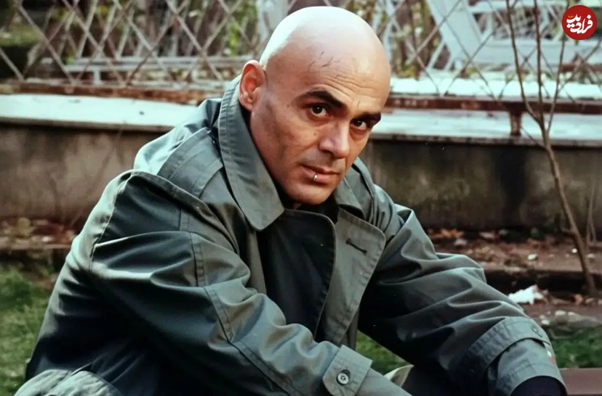 عکس| سفر در زمان؛ «جمشید هاشم پور» در کنار دختر و همسرش؛ سال 1396