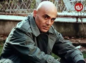 عکس| سفر در زمان؛ «جمشید هاشم پور» در کنار دختر و همسرش؛ سال 1396