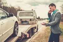 چگونه از خدمات امداد خودرو به‌طور موثر استفاده کنیم؟