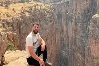 فقط بلاگرم و درآمد از تبلیغات است؛ حتی یک درصد هم نمی‌ترسم