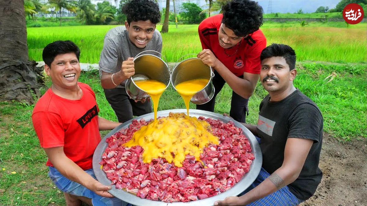 (ویدئو) طبخ خورشت قیمه هندی با 40 کیلوگرم گوشت گوسفند توسط این 4 جوان روستایی