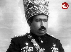 عکس؛ سفر در زمان؛ «جلوس محمدعلی‌شاه در باغشاه بعد به توپ بستن مجلس»؛ سال 1287