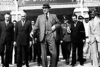 عکس؛ سفر در زمان؛ قند و شکر هم امنیتی شد!