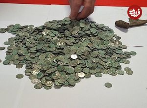 گنج بزرگ سکّه‌های روم باستان توسط یک جویندۀ آماتور کشف شد