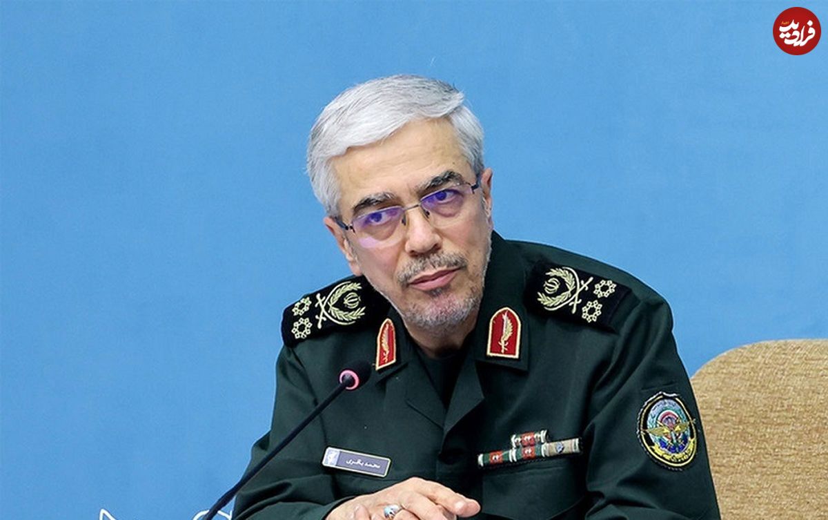 عکس؛ سفر در زمان؛ «سرلشکر باقری» در کنار «محسن رضایی، باکری و همت»؛ دهه 60