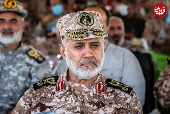 عکس؛ سفر در زمان؛ «سرلشکر رشید» در کنار محمد ابراهیم همت در جبهه؛ دهه 60