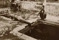 تصاویر؛ سفر در زمان؛ ماجرای قناتی که هم از کاخ شاه می‌گذشت هم از قهوه‌خانه‌ها