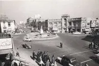 عکس؛ سفر در زمان؛ درگیری مسلحانه و تیراندازی در چهار راه مخبرالدوله خبرساز شد!