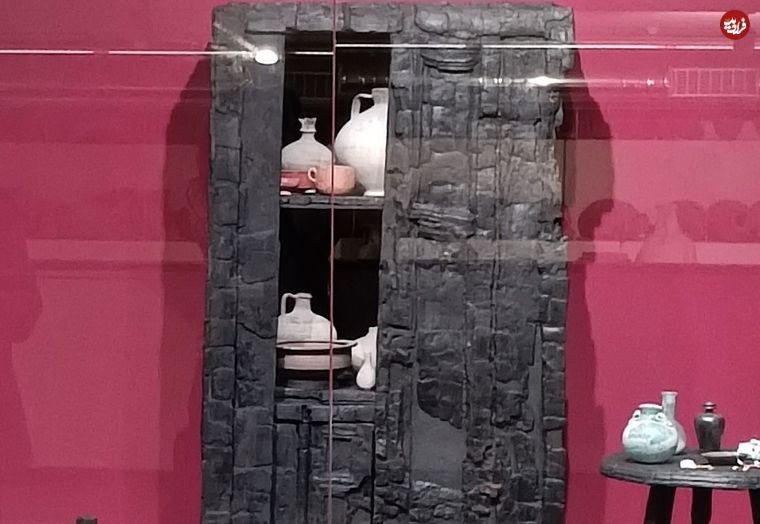 «کمد چوبی» 2 هزارساله‌ای که با ظرف‌های سالم از زیر خاکستر آتشفشان بیرون آمد