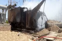 (تصاویر) آتش سوزی پست انتقال برق در آبادان