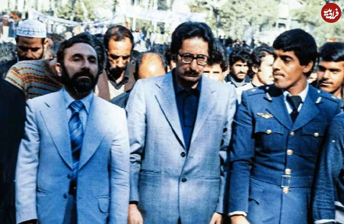 عکس| سفر در زمان؛ «شهید بهشتی» و «ابوالحسن بنی‌صدر» در مجلس؛ سال 59