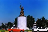 عکس؛ سفر به تهران قدیم؛ قدیمی ترین تندیس تهران را ببینید