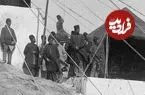 عکس| سفر زمان؛ نمایش فیل در مقابل خیمۀ ناصرالدین شاه