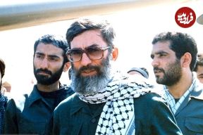 عکس؛ سفر به تاریخ؛ «رهبر انقلاب» در کنار مادرشان «بانو خدیجه میردامادی»؛ دهۀ 1360