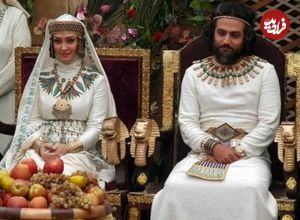 عکس| سفر زمان؛ عکس یادگاری «آسنات و منسه، همسر و دختر یوزارسیف» در پشت‌صحنه «یوسف پیامبر»