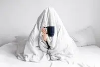 بعد از بیدار شدن در نیمه شب نباید این کارها را انجام دهید