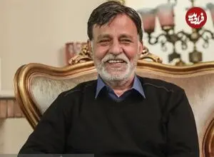 عکس| سفر زمان؛ «مرتضی عقیلی» در حال گریه کردن در آغوش «ایرج قادری»؛ سال 56