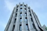 تصاویر؛ ساختمان جالبی در ژاپن که شبیه به تنه درخت است 