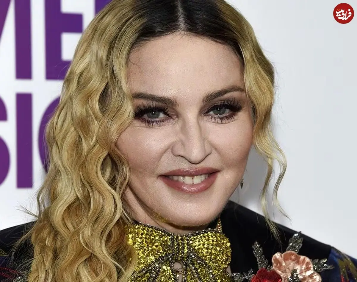 عکس| سفر در زمان؛ «مدونا» در حال اجرا در مرکز مدنی سنت پاول؛ سال 1364