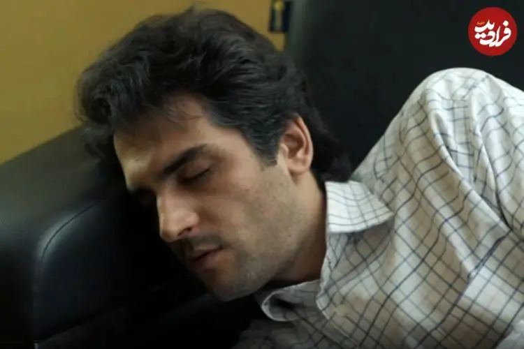 عکس| سفر در زمان؛ «سروش» سریال لحظه گرگ و میش در دریاچه نمک؛ سال 94