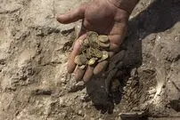 ببینید؛ چرا کسی گنج یاب‌ها را نمی بیند؟