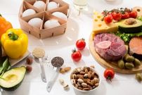برای کاهش استرس چی بخوریم؛ خوراکی‌های خوشمزه‌ ضد استرس