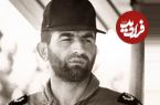 عکس؛ سفر به تاریخ؛ «شهید عباس بابایی» با پای برهنه در دستۀ عزاداری محرم